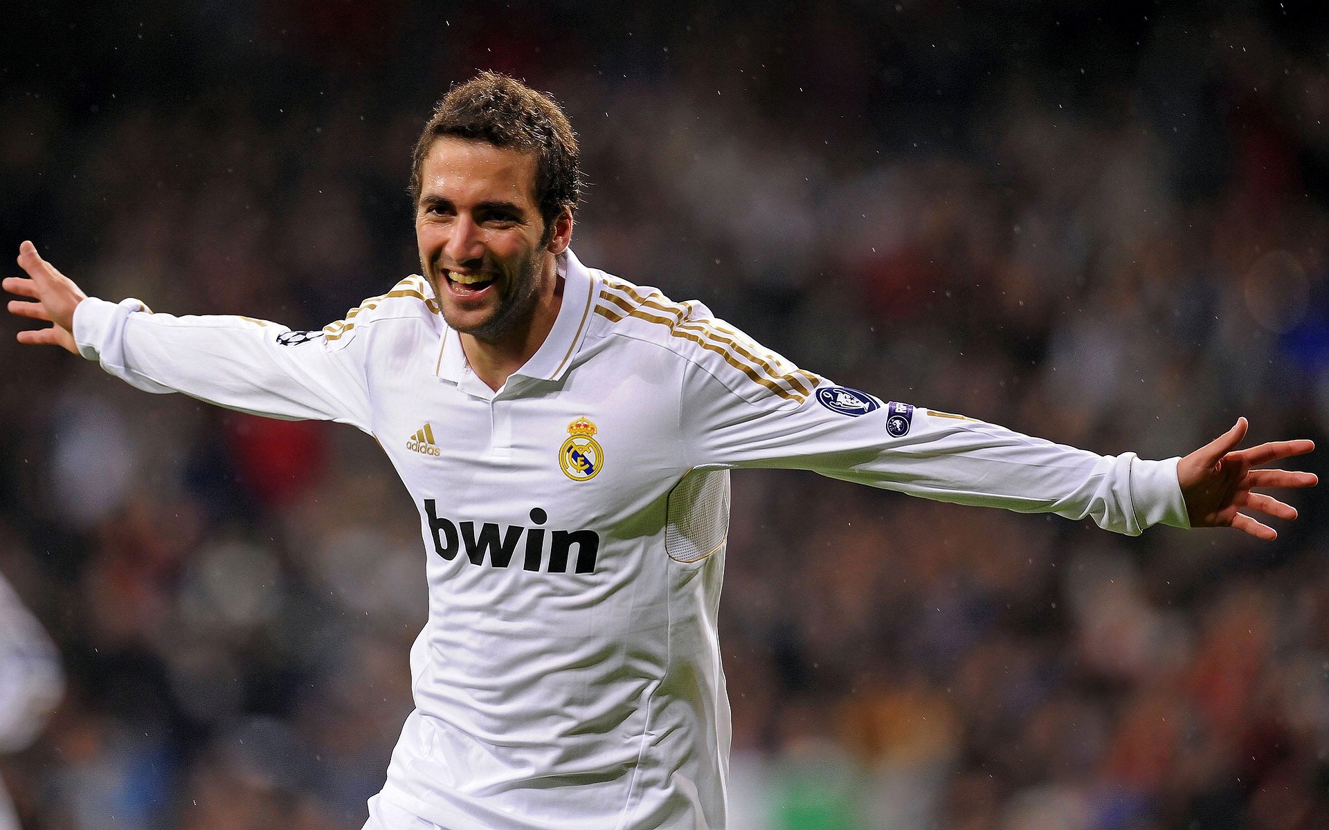 河床球员入选国家队，河床队的主场